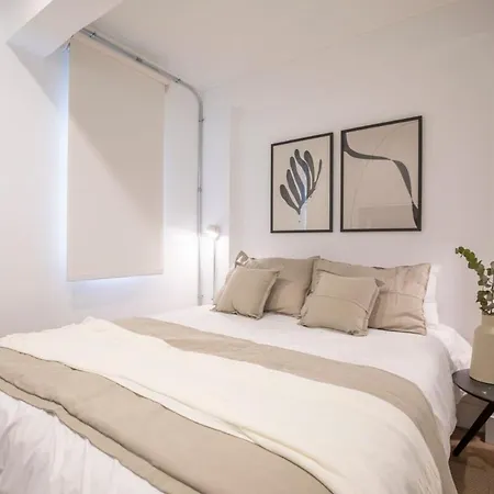 Hom I Acogedor Y Luminoso Studio En Iconico Barrio